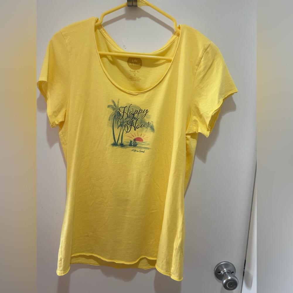 Life is Good Happy Hour Smooth Tee Medium